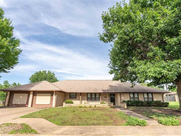 1717 N Lincoln Street, Stillwater, OK 00000