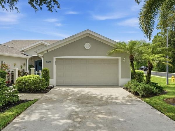 6195 Mandalay CIR, NAPLES, FL 34112