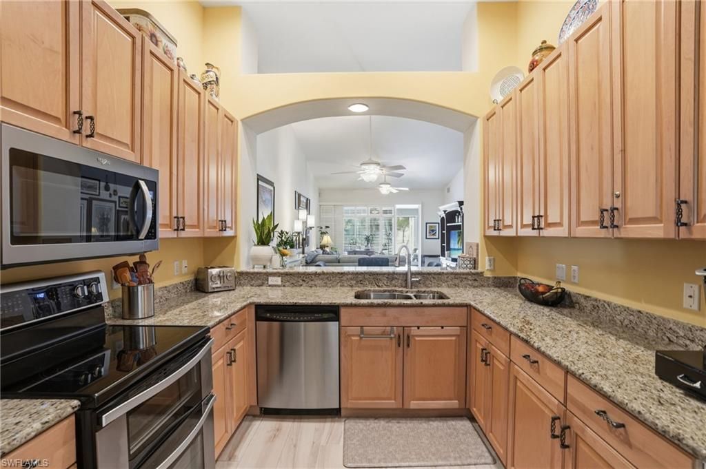 6195 Mandalay Cir, Naples, FL 34112 Photo