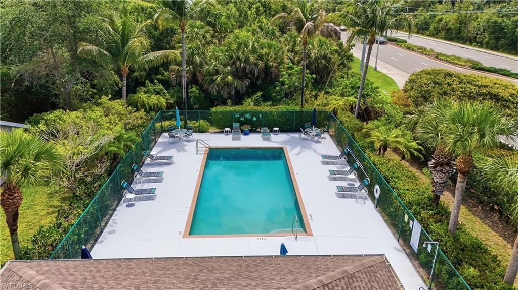 6195 Mandalay Cir, Naples, FL 34112 Photo