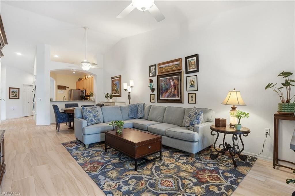 6195 Mandalay Cir, Naples, FL 34112 Photo