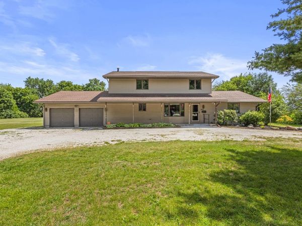403 Woodworth Drive, Tolono, IL 61880