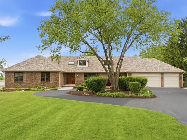 2208 Shetland Road , Inverness, IL 60010