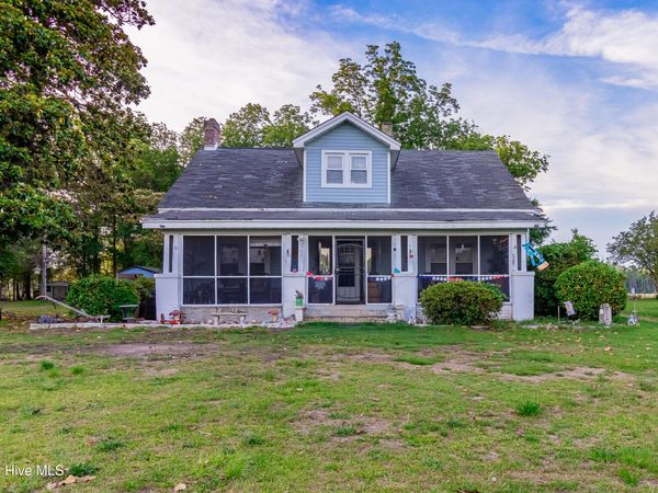 19081 Jane Shaw Road , Wagram, NC 28396
