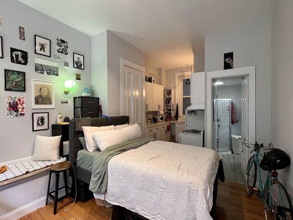 83 West Cedar St, Unit 1, Boston, MA 02114