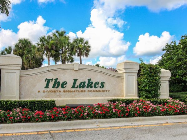 10882 SW Dardanelle Drive, Port St. Lucie, FL 34987