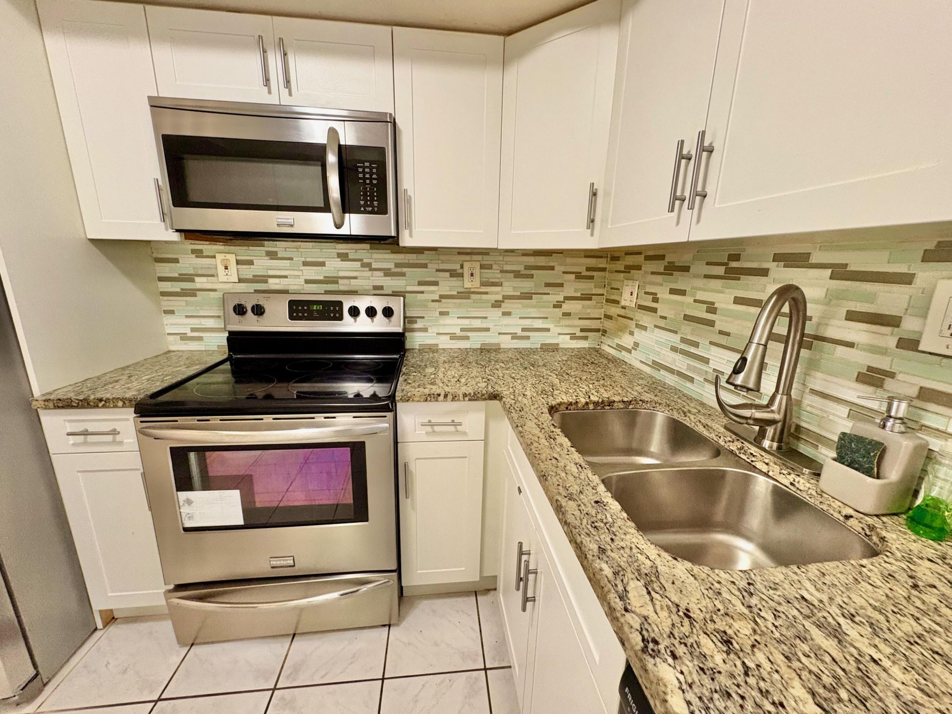 10774 SW 175th Terrace, Miami, FL 33157 Photo