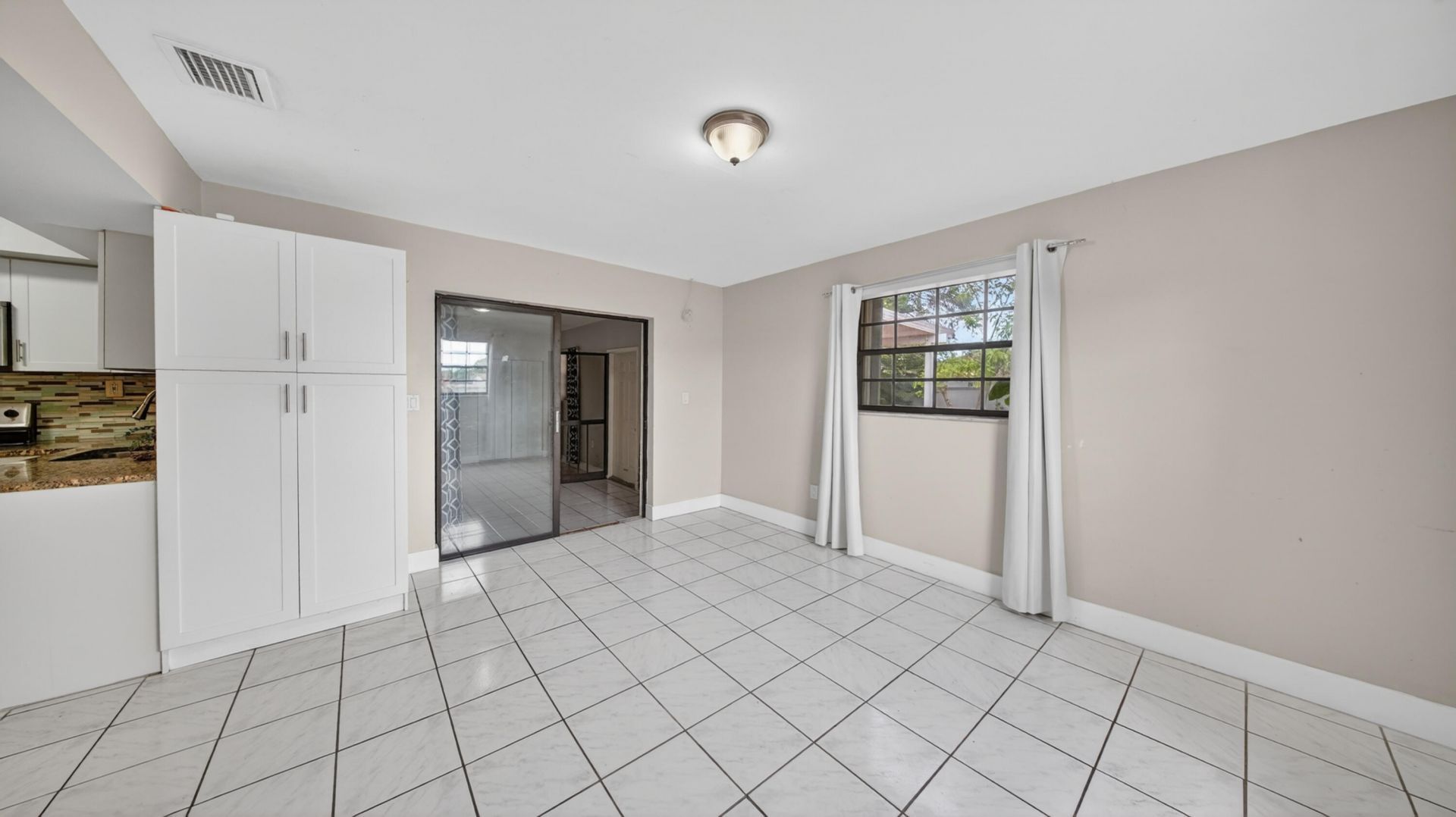 10774 SW 175th Terrace, Miami, FL 33157 Photo