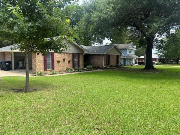 701 Adams Drive , Crandall, TX 75114