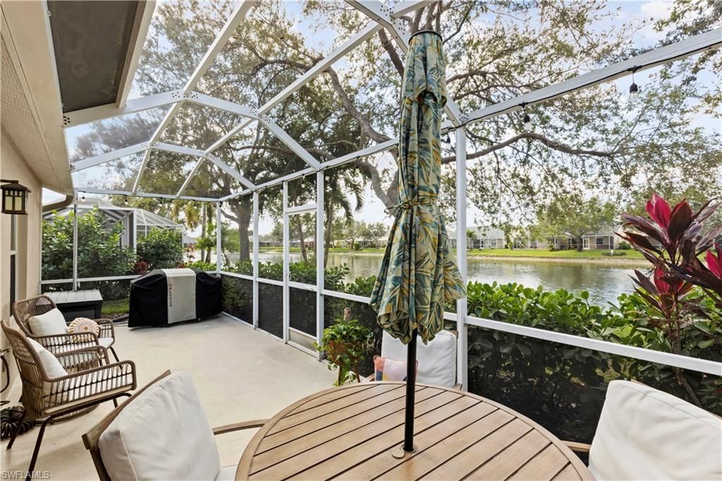 8330 Ibis Cove Cir, Unit B242, Naples, FL 34119 Photo