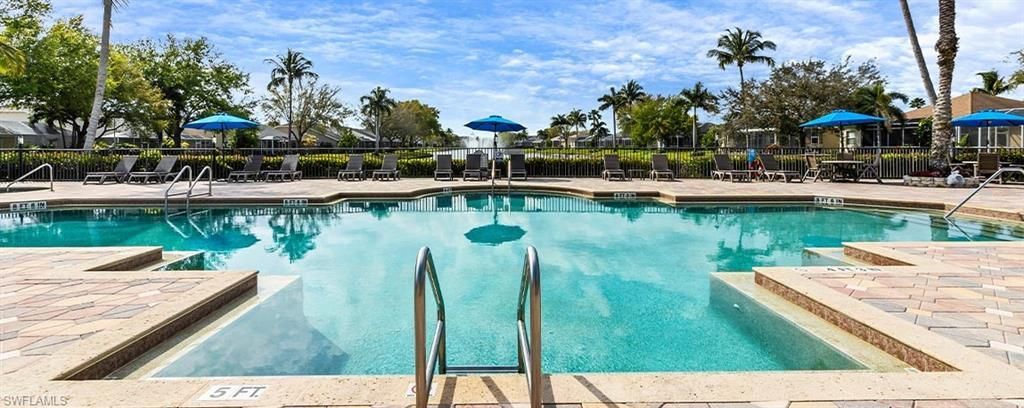 8330 Ibis Cove Cir, Unit B242, Naples, FL 34119 Photo
