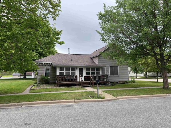 114 W 8th Street, Richland Center, WI 53581