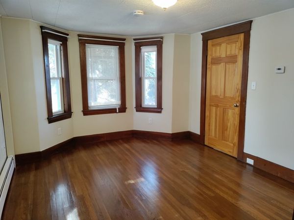 143 Chestnut St, Unit 1, Marlborough, MA 01752