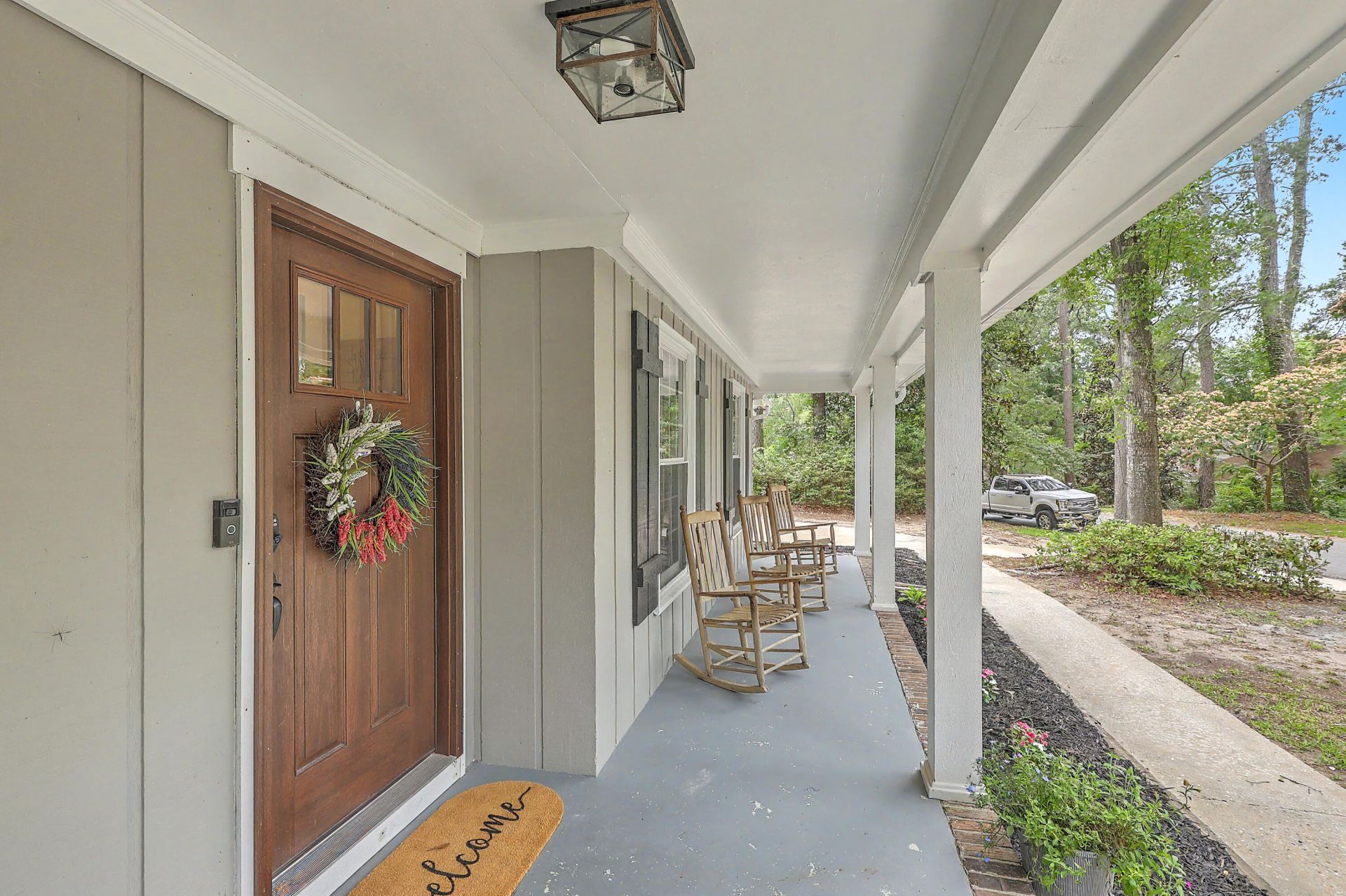 203 Shaftesbury Lane Photo 6