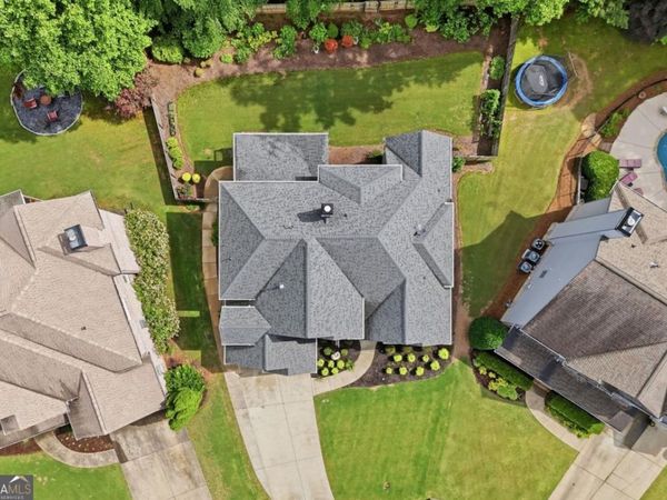 715 Crescent Circle, Canton, GA 30115