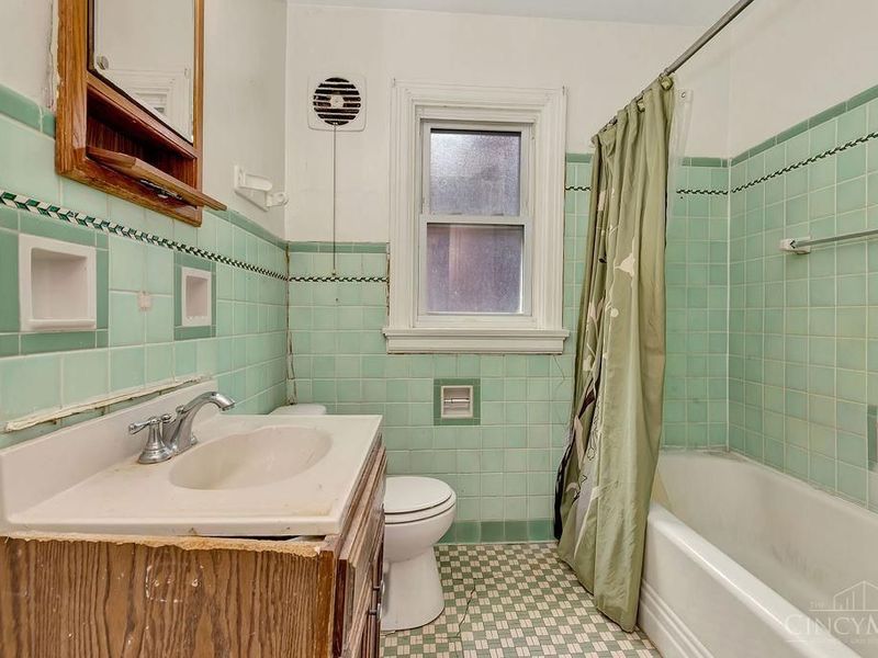 6820 Vinewood Avenue, Cincinnati, OH 45227 Photo 10