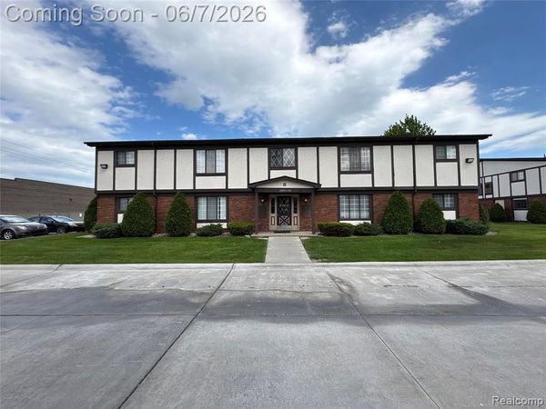 22871 Grove Street, Macomb Twp, MI 48080