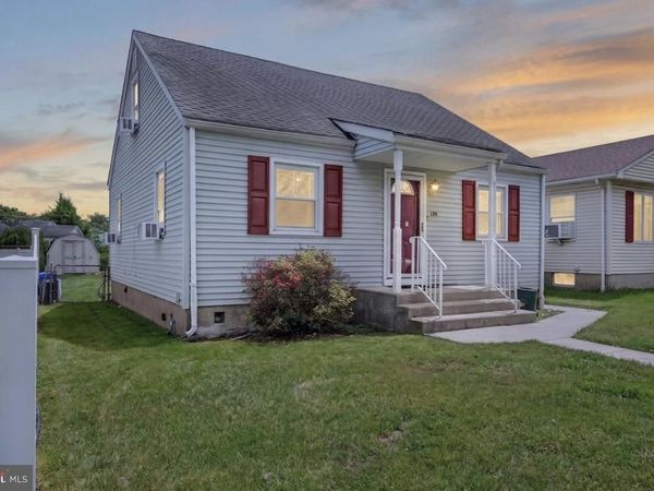 135 KESWICK, EWING, NJ 08638