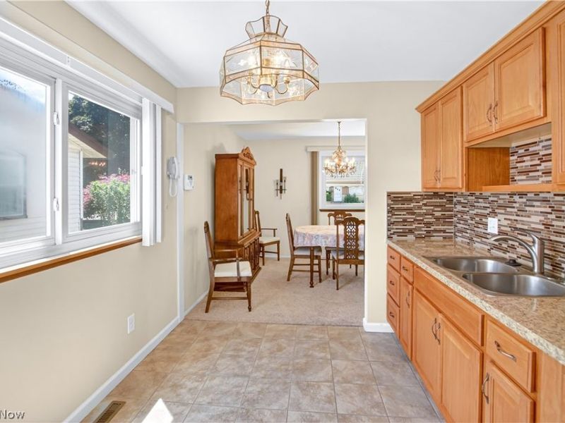 4307 W 146th Street , Cleveland, OH 44135 Photo 6