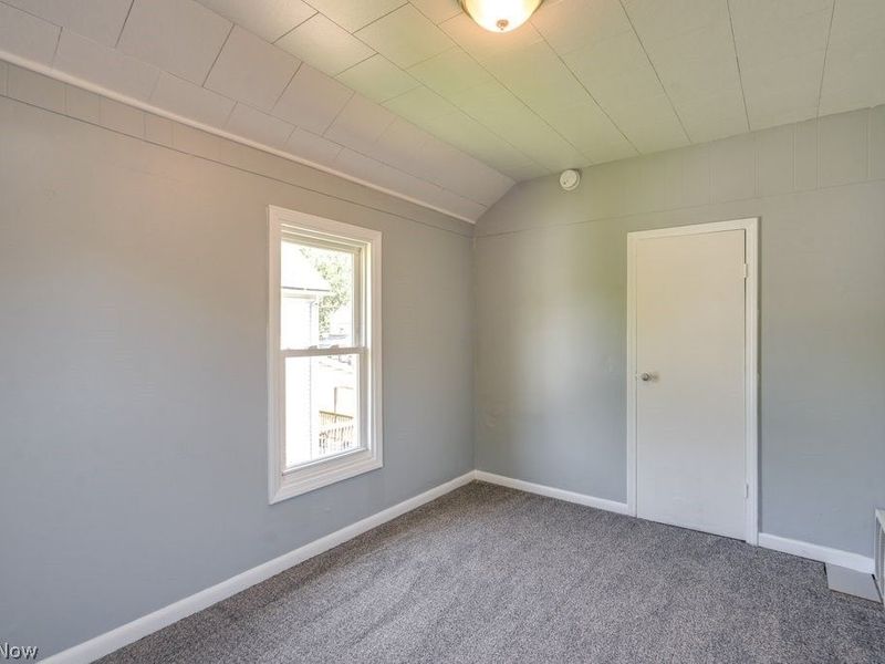 36 21st Street NW, Barberton, OH 44203 Photo 25