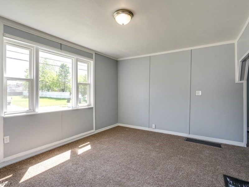 36 21st Street NW, Barberton, OH 44203 Photo 9