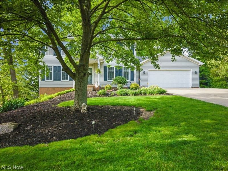 5265 Eastlake Street NW, North Canton, OH 44720 Photo 1