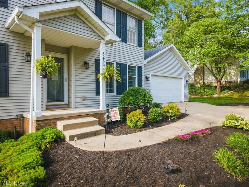 5265 Eastlake Street NW, North Canton, OH 44720 Photo 5