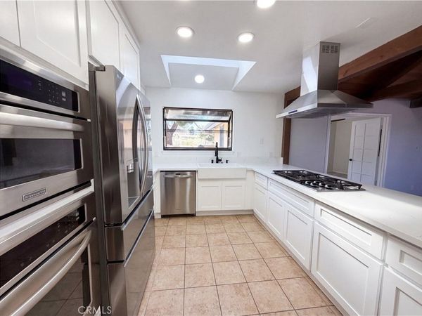 15852 Mandan, Apple Valley, CA 92307