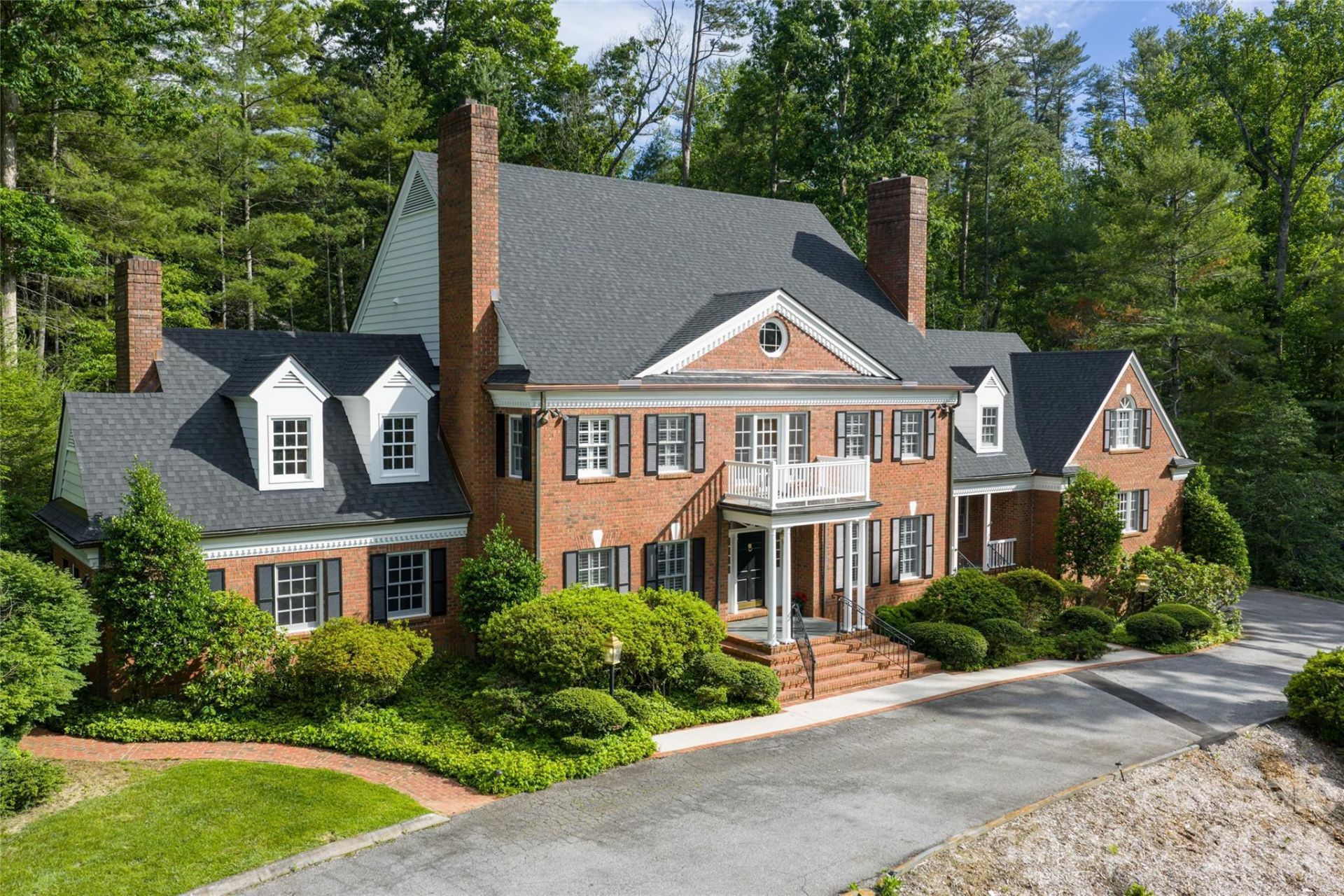 14 Brookside Road, Asheville, NC 28803