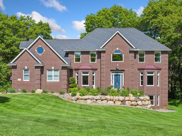 10681 Alameda Avenue , Inver Grove Heights, MN 55077