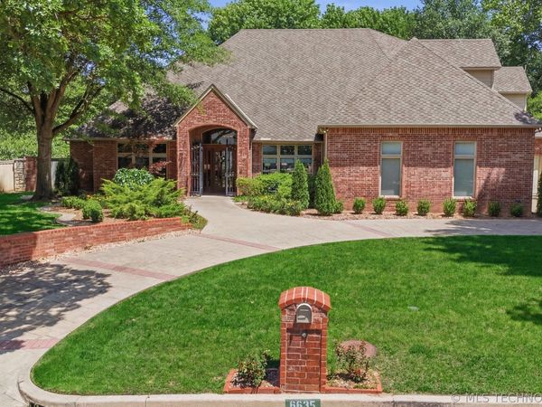 6635 E 107th Street , Tulsa, OK 74133