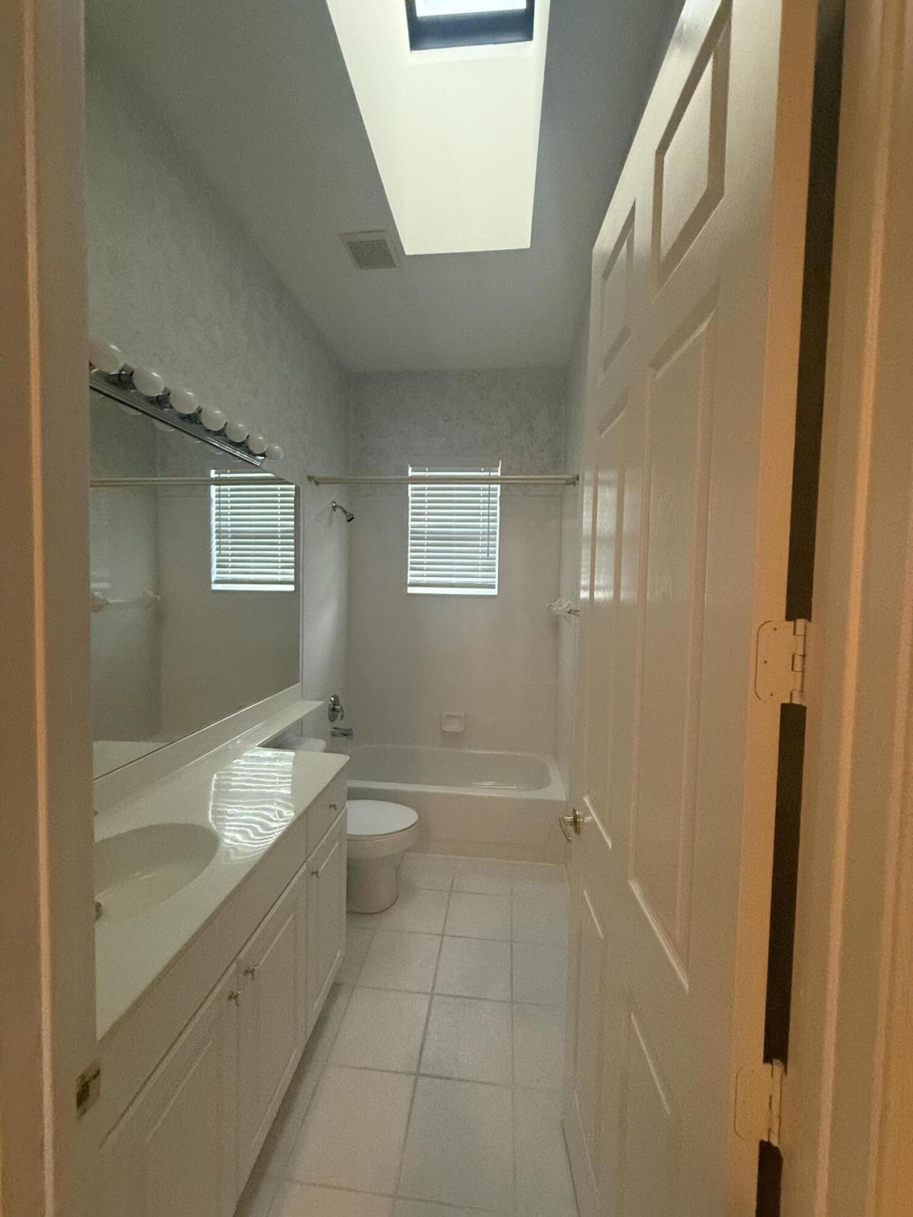 9041 Bay Harbour Circle, West Palm Beach, FL 33411 Photo