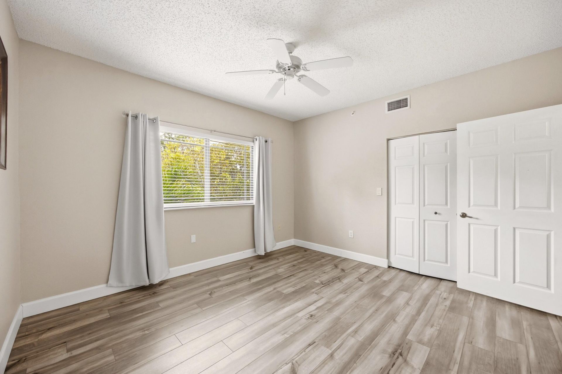 2802 Sarento Place, Unit 106, Palm Beach Gardens, FL 33410 Photo