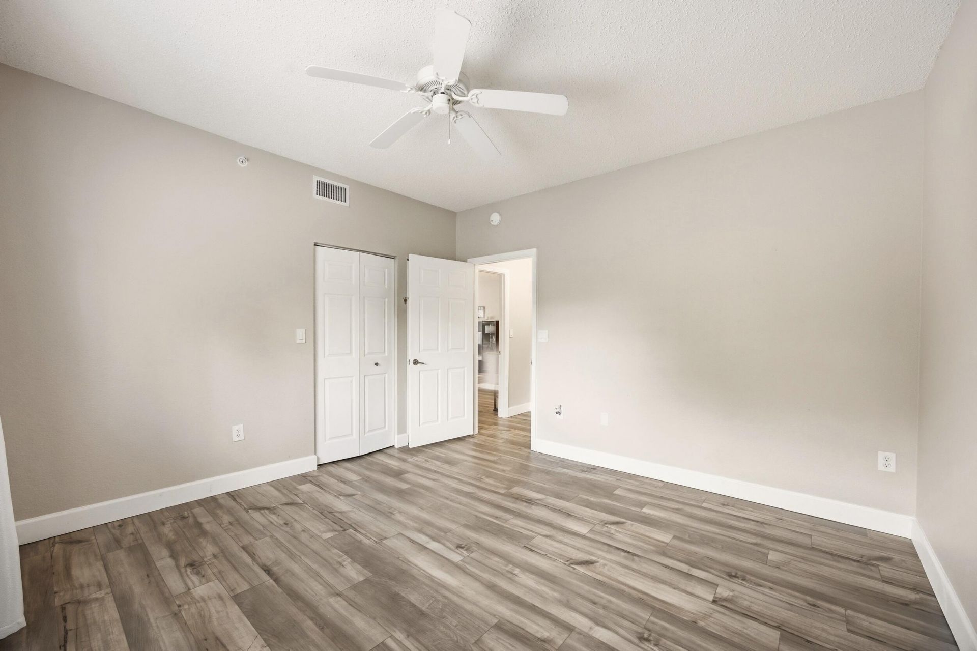 2802 Sarento Place, Unit 106, Palm Beach Gardens, FL 33410 Photo