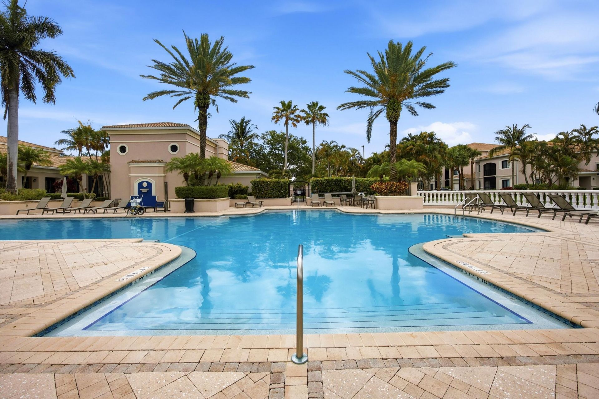 2802 Sarento Place, Unit 106, Palm Beach Gardens, FL 33410 Photo