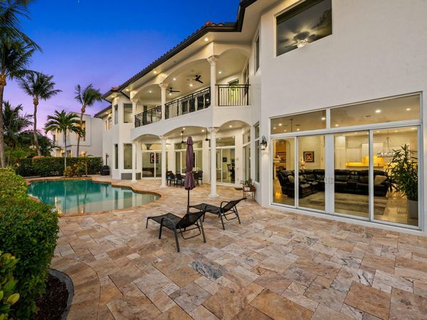 1261 NE 27th Way, Pompano Beach, FL 33062