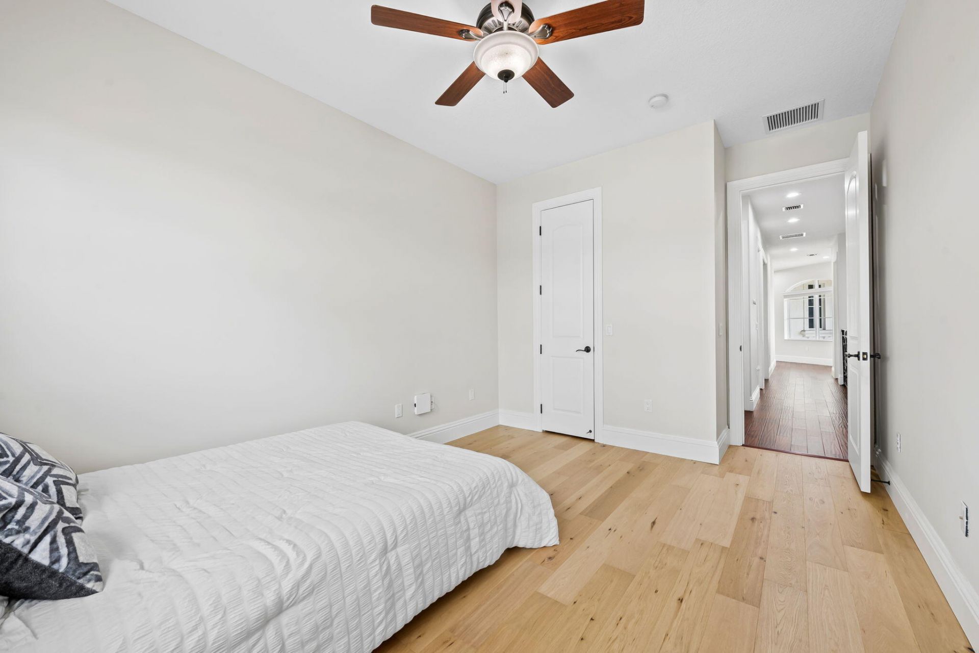 1261 NE 27th Way, Pompano Beach, FL 33062 Photo