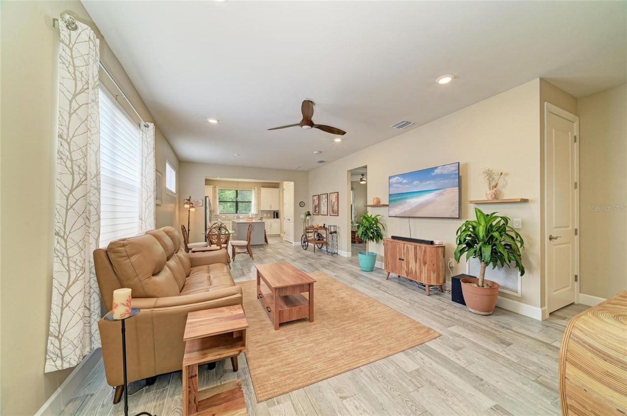 17002 Hampton Falls Terrace, Bradenton, FL 34202 Photo