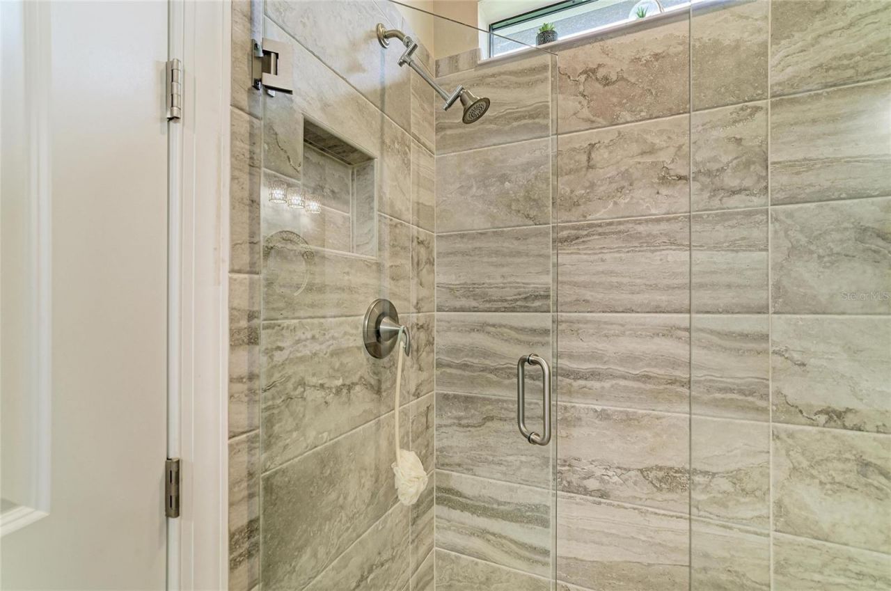 17002 Hampton Falls Terrace, Bradenton, FL 34202 Photo