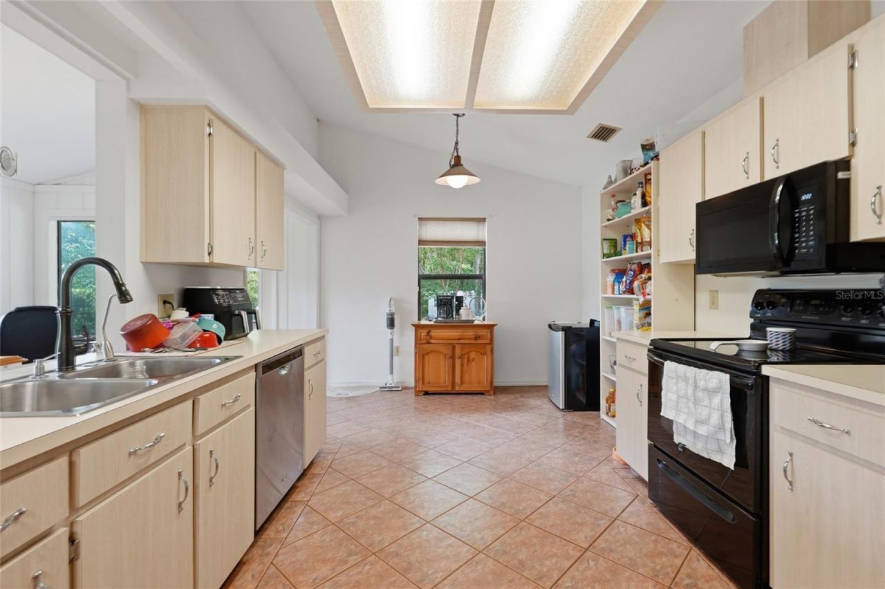 17026 Southside Court , High Springs, FL 32643 Photo