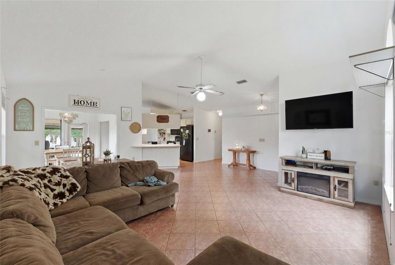 17026 Southside Court , High Springs, FL 32643 Photo
