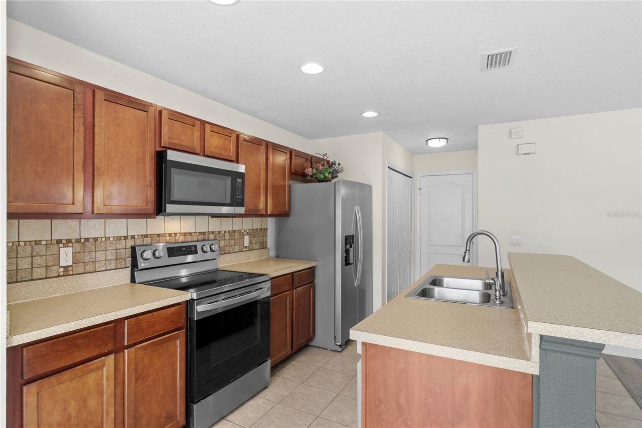 2123 Portcastle Circle , Winter Garden, FL 34787 Photo