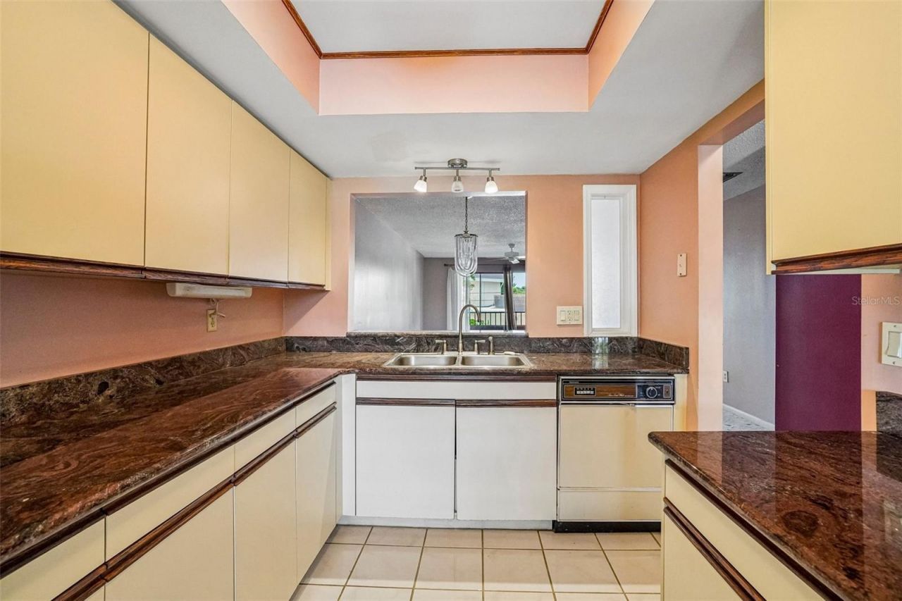 1601 43rd Street N, Unit 224, Saint Petersburg, FL 33713 Photo