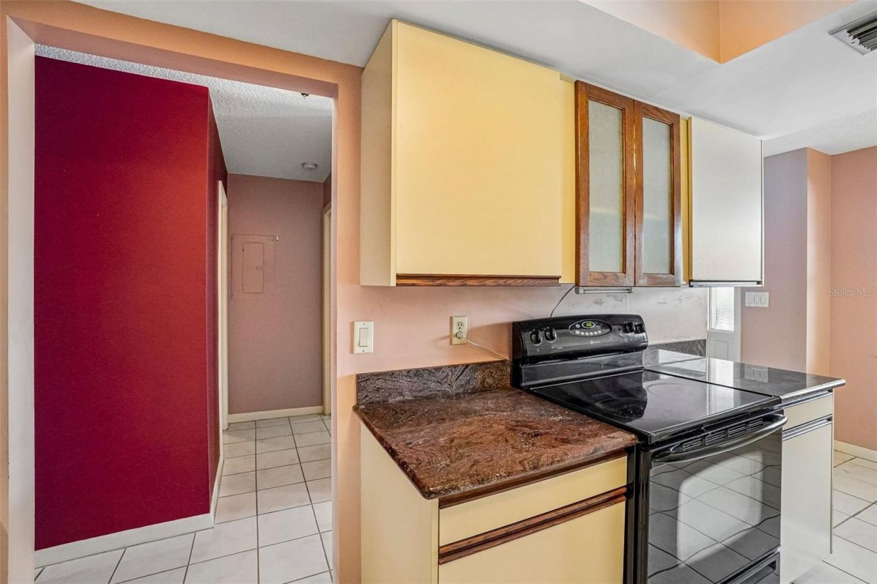 1601 43rd Street N, Unit 224, Saint Petersburg, FL 33713 Photo