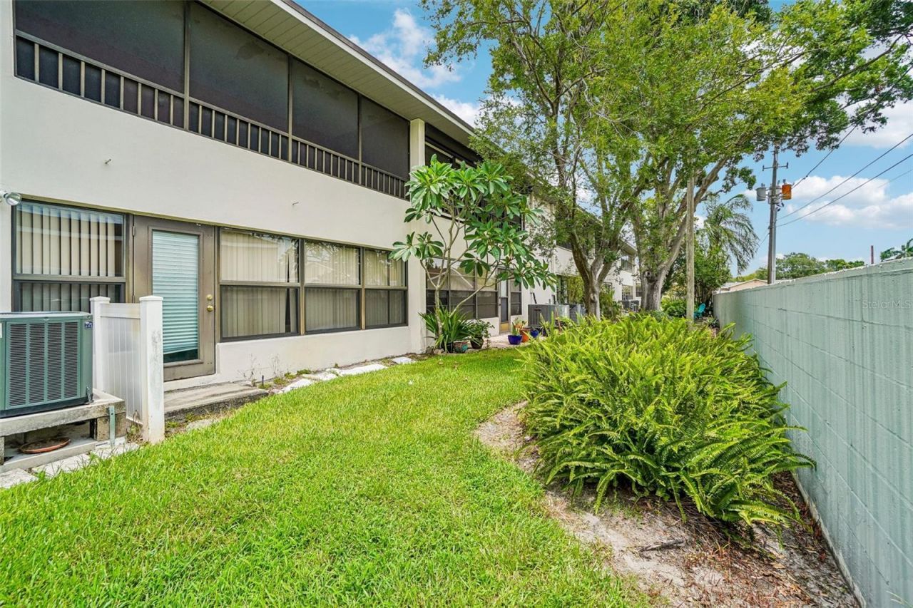 1601 43rd Street N, Unit 224, Saint Petersburg, FL 33713 Photo