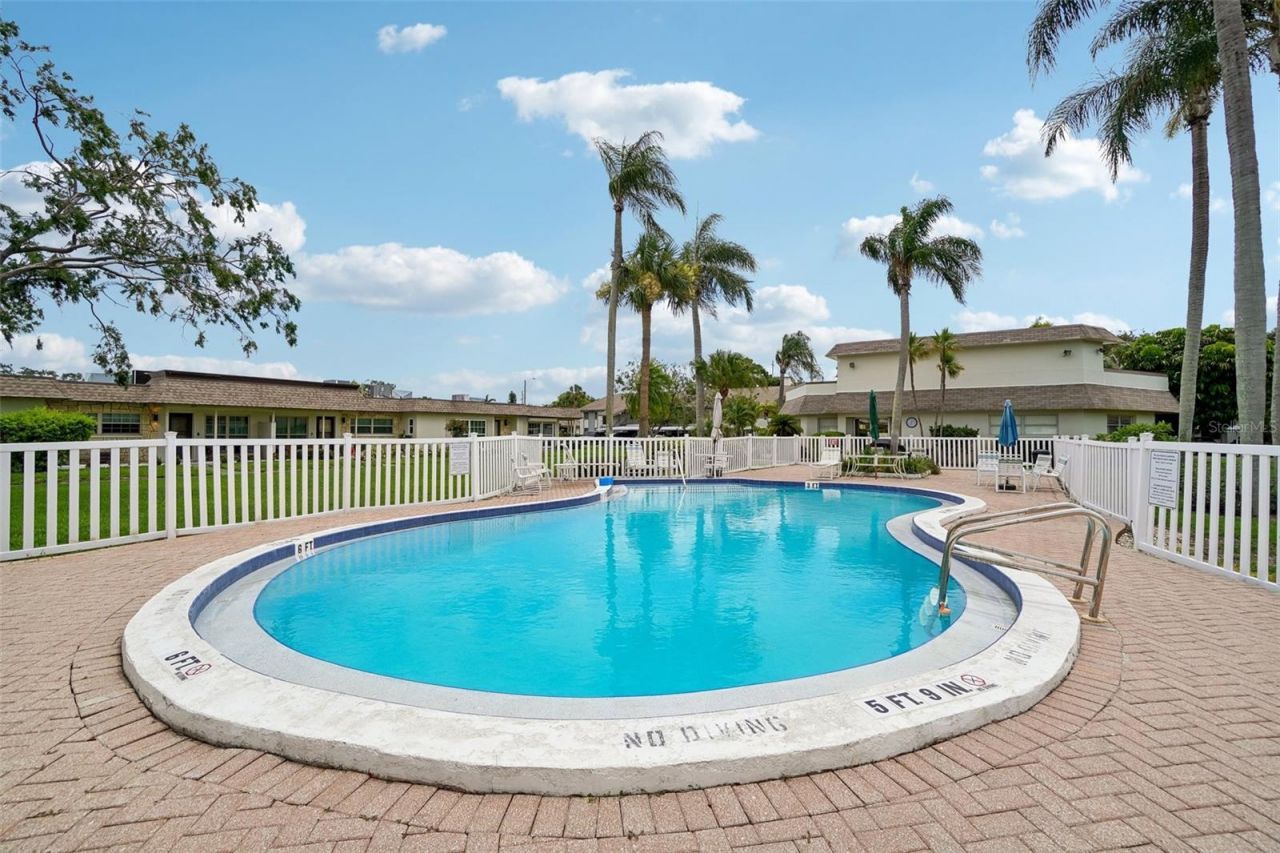 1601 43rd Street N, Unit 224, Saint Petersburg, FL 33713 Photo