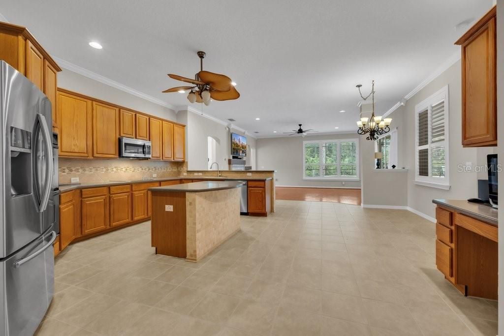 6122 Kestrelpark Drive, Lithia, FL 33547 Photo