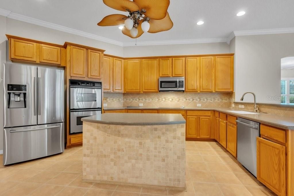 6122 Kestrelpark Drive, Lithia, FL 33547 Photo