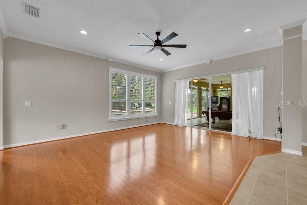 6122 Kestrelpark Drive, Lithia, FL 33547 Photo