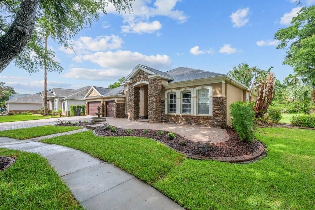 6122 Kestrelpark Drive, Lithia, FL 33547 Photo